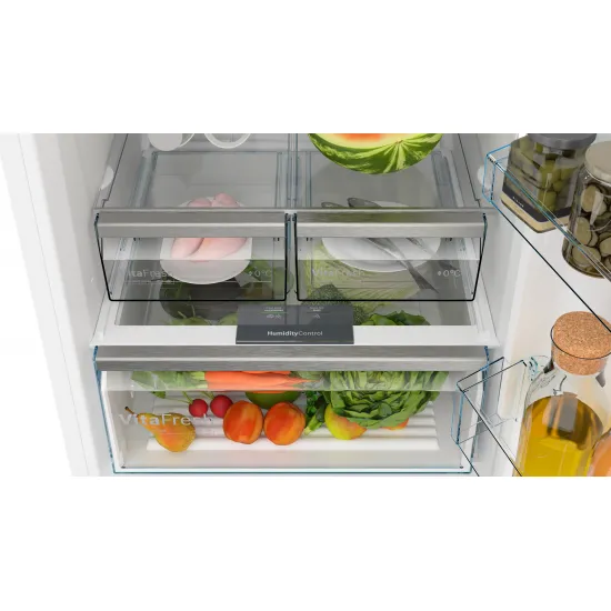 Serie 4 Alttan Donduruculu Buzdolabı 186 x 70 cm Beyaz, Total No Frost